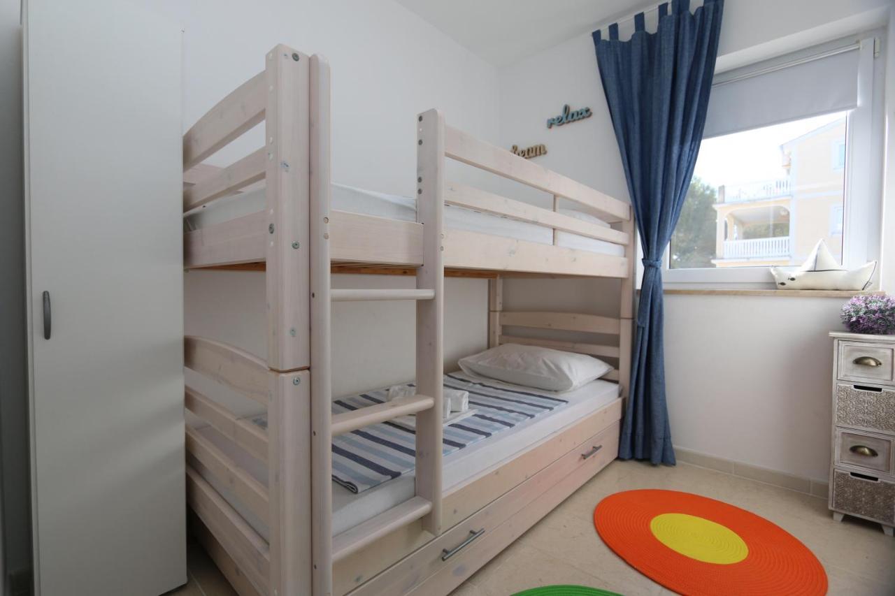 Apartments Roberta Šilo Εξωτερικό φωτογραφία
