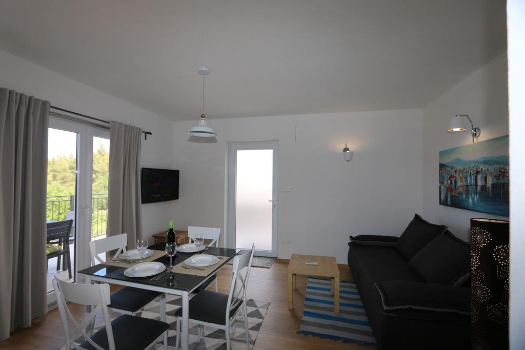 Apartments Roberta Šilo Εξωτερικό φωτογραφία
