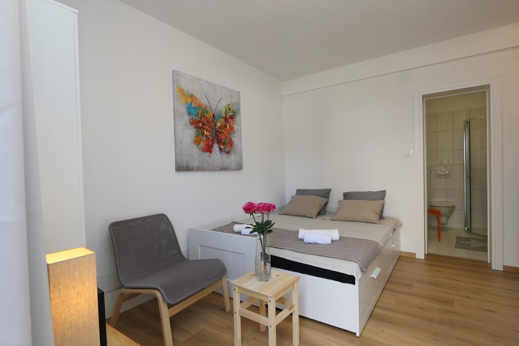 Apartments Roberta Šilo Εξωτερικό φωτογραφία