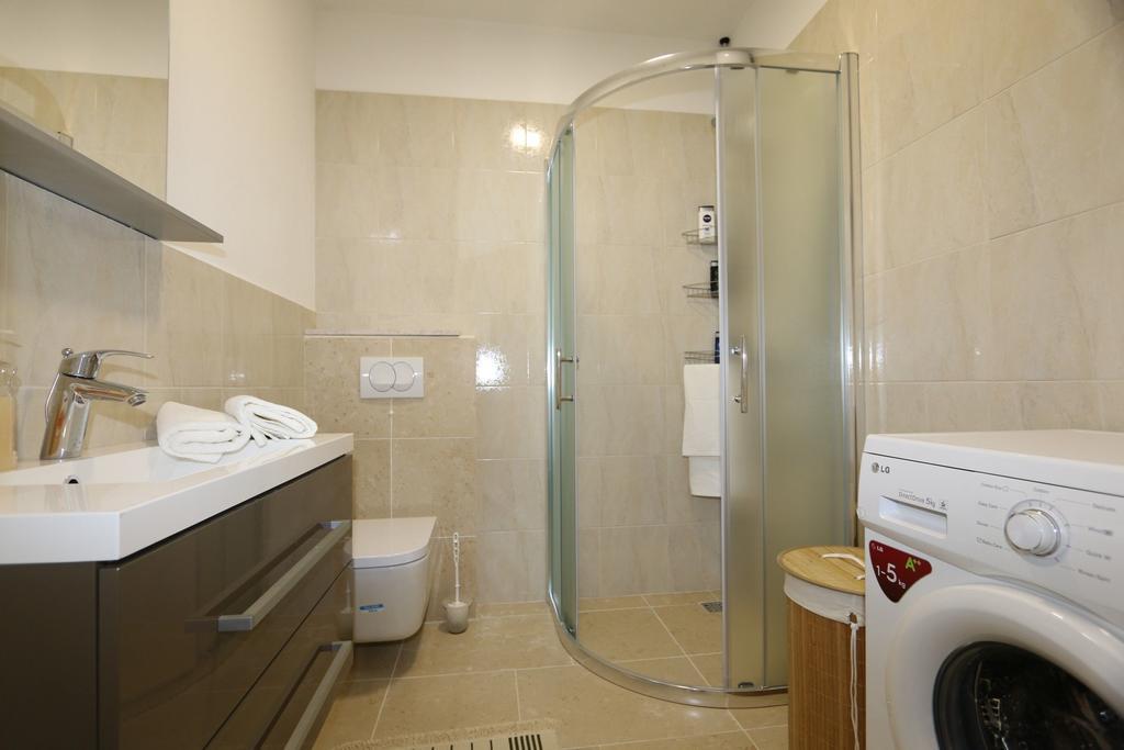 Apartments Roberta Šilo Εξωτερικό φωτογραφία